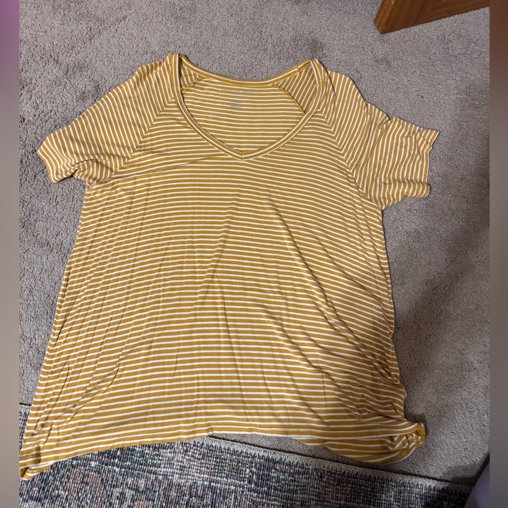 American Eagle top